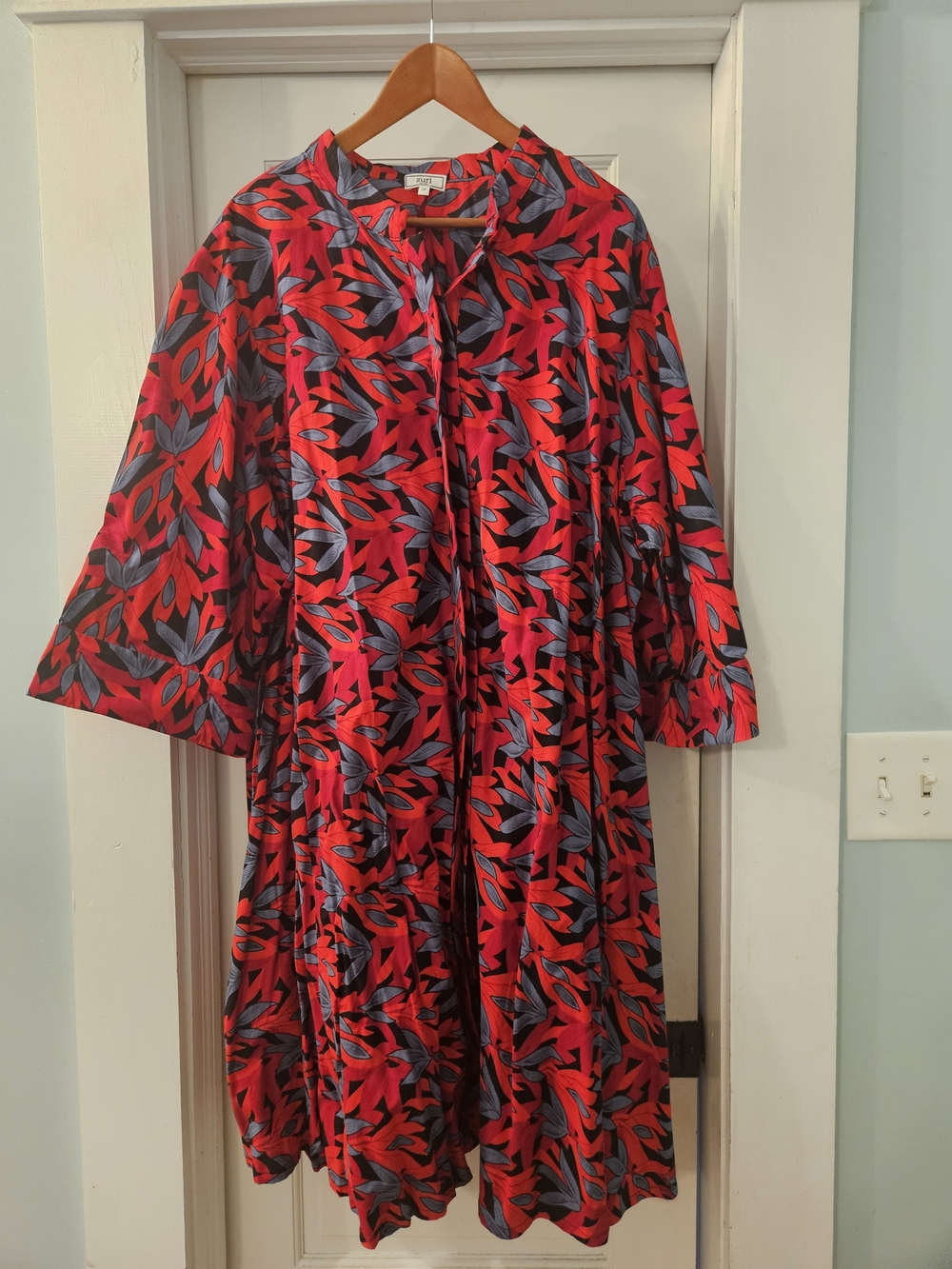 Women's Red & Blue Floral Satin Sleep Robe